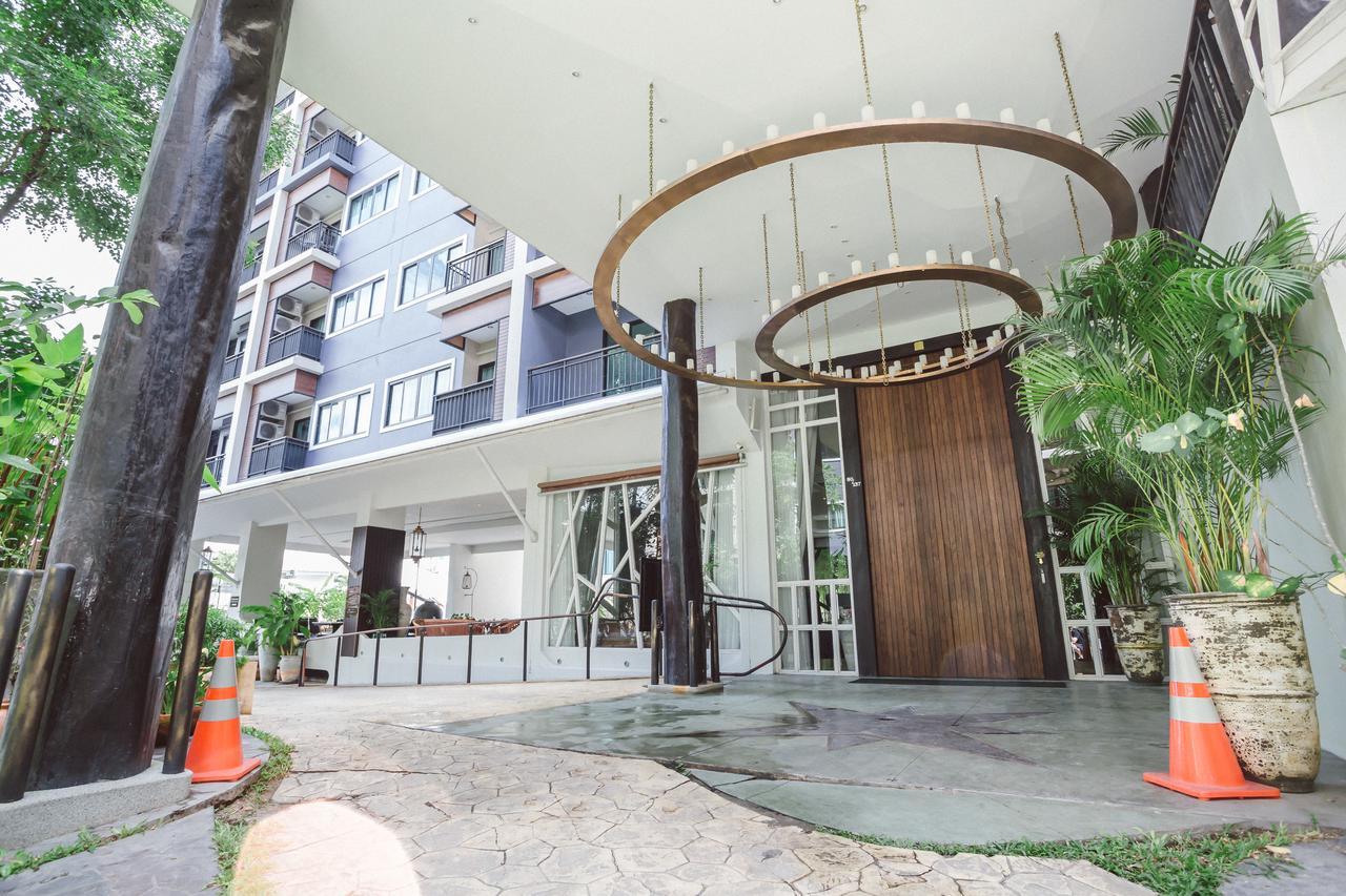 Icheck Inn Trams Square Τσιάνγκ Μάι Εξωτερικό φωτογραφία