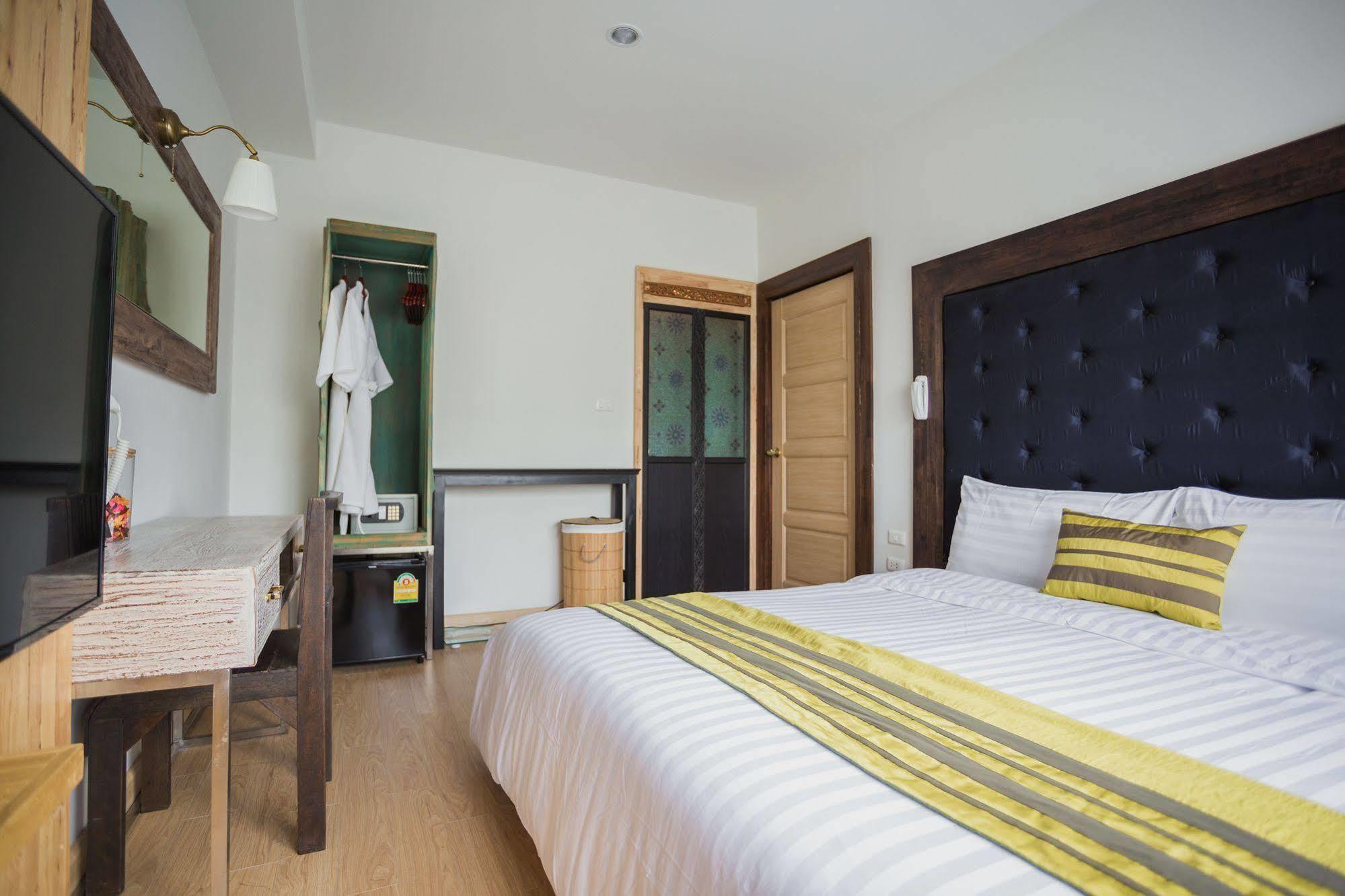 Icheck Inn Trams Square Τσιάνγκ Μάι Εξωτερικό φωτογραφία