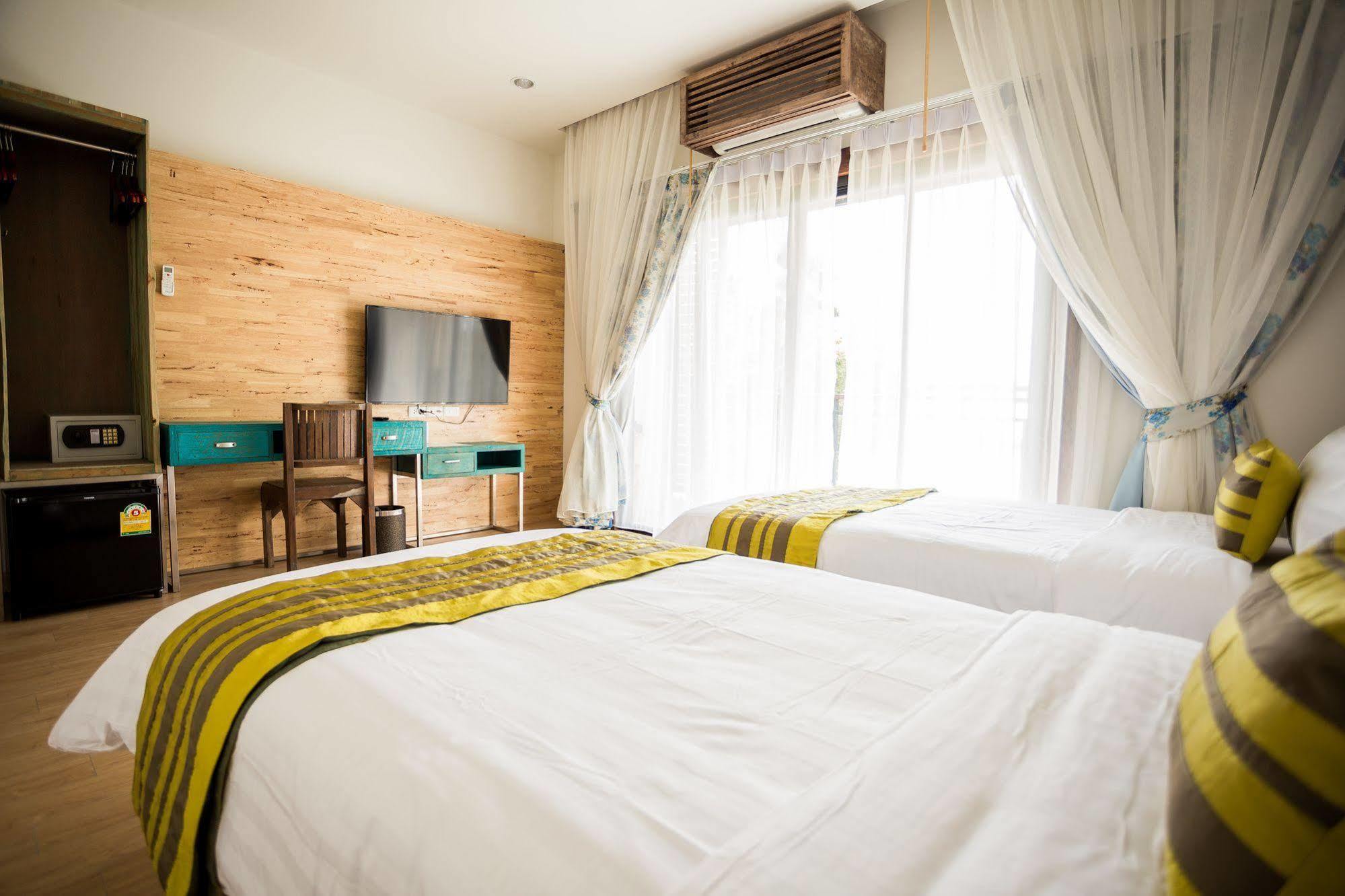 Icheck Inn Trams Square Τσιάνγκ Μάι Εξωτερικό φωτογραφία